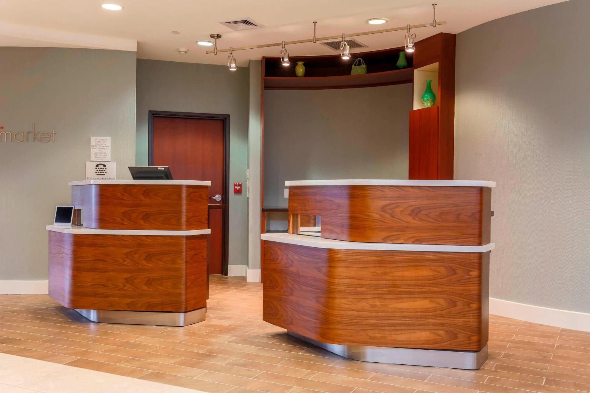 Courtyard By Marriott Potomac Mills Woodbridge Otel Dış mekan fotoğraf