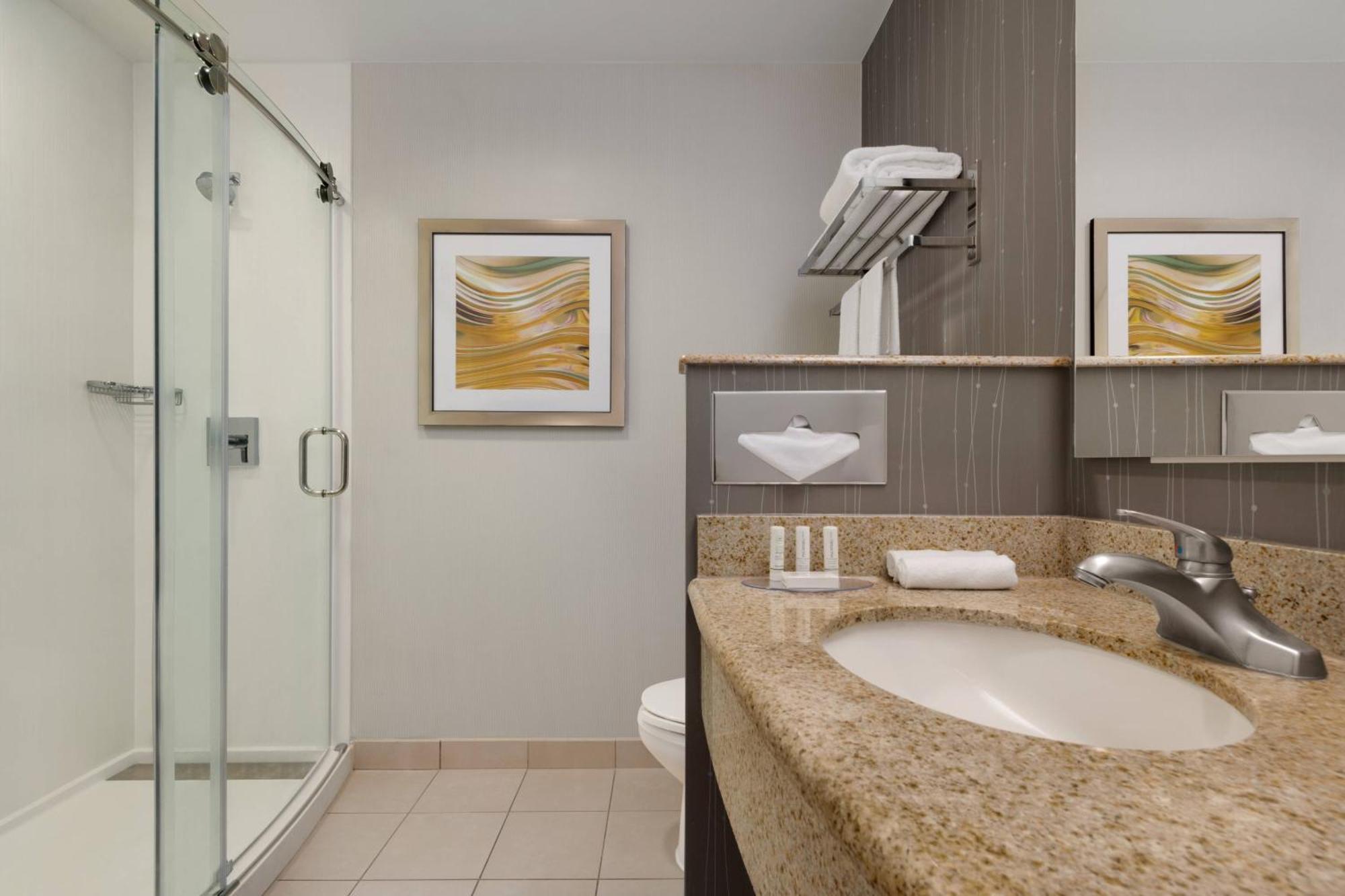Courtyard By Marriott Potomac Mills Woodbridge Otel Dış mekan fotoğraf